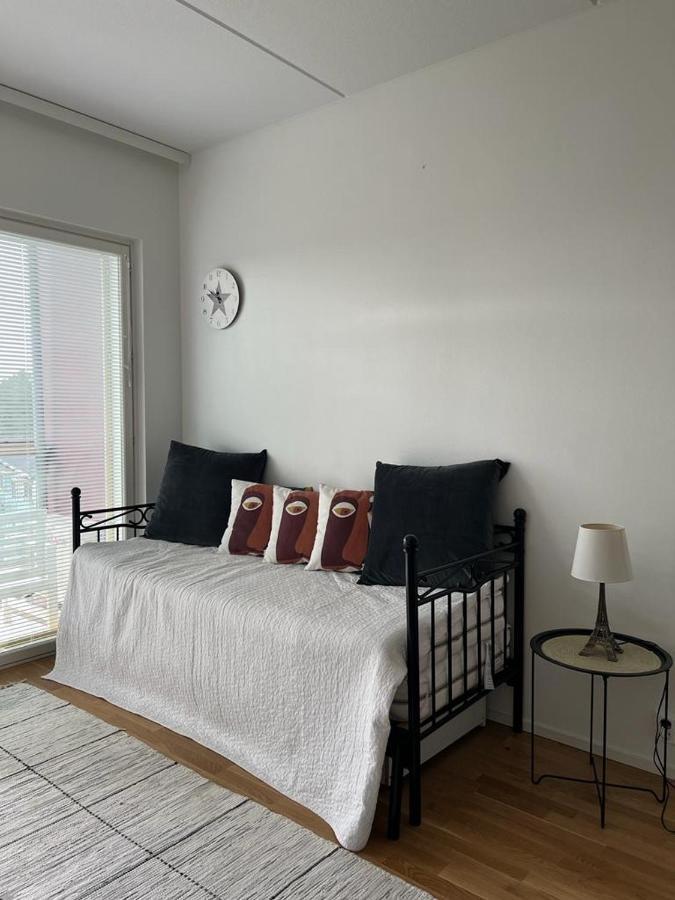 Modern Apartment Nearby Airport 2 Vantaa Ngoại thất bức ảnh
